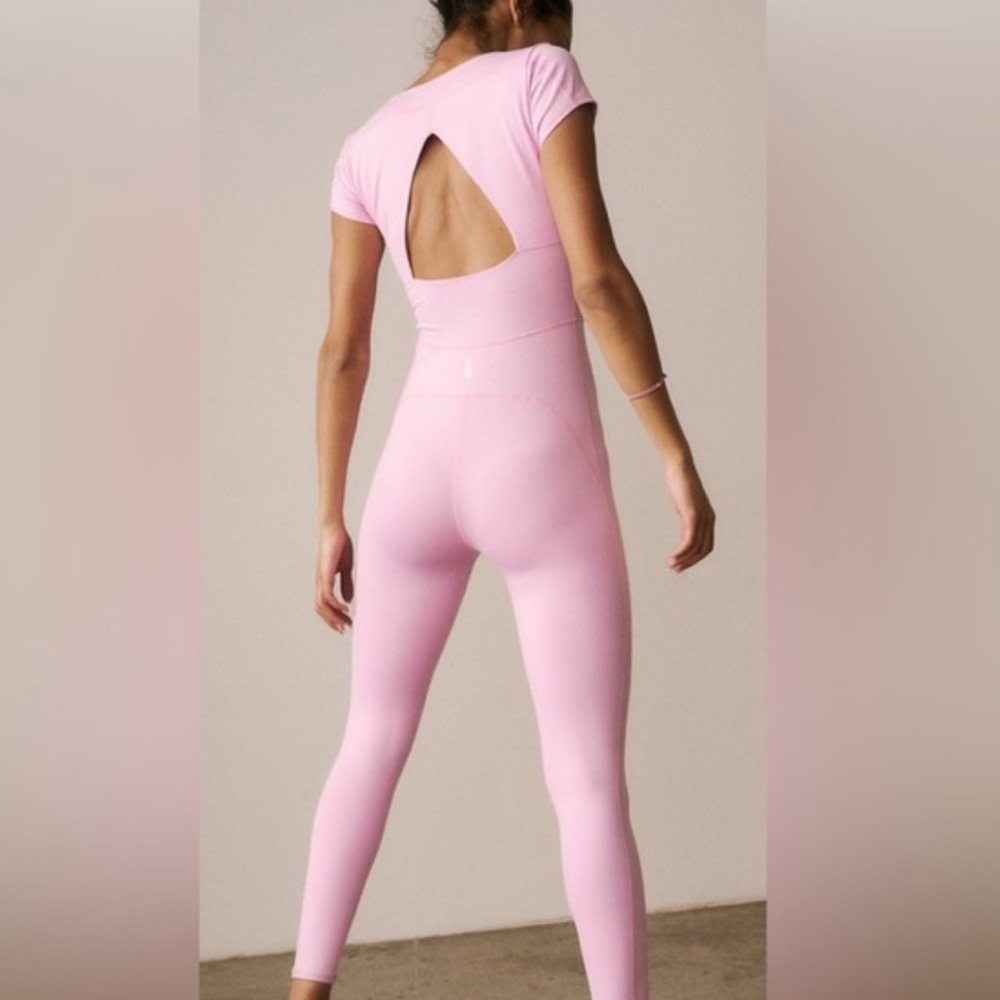NWOT Free People FP Movement New Wave One-Piece Pink size m - Picture 3 of 4